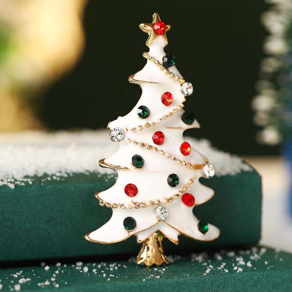 Exquisite Alloy Snowflake Reindeer Christmas Hat Brooch