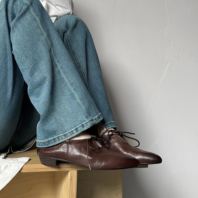 

Loafers retro pointed single shoes 2025 summer new thick heel low heel witch shoes soft sole comfortable small leather shoes women 40