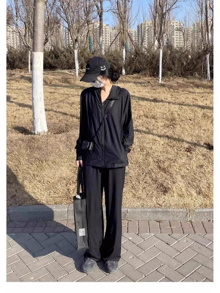 Women's 2025 Ice Silk Hooded UV Protection Summer Cardigan Jacket