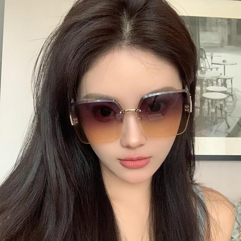 2024 Celebrity Frameless Women's Anti-UV Sunglasses