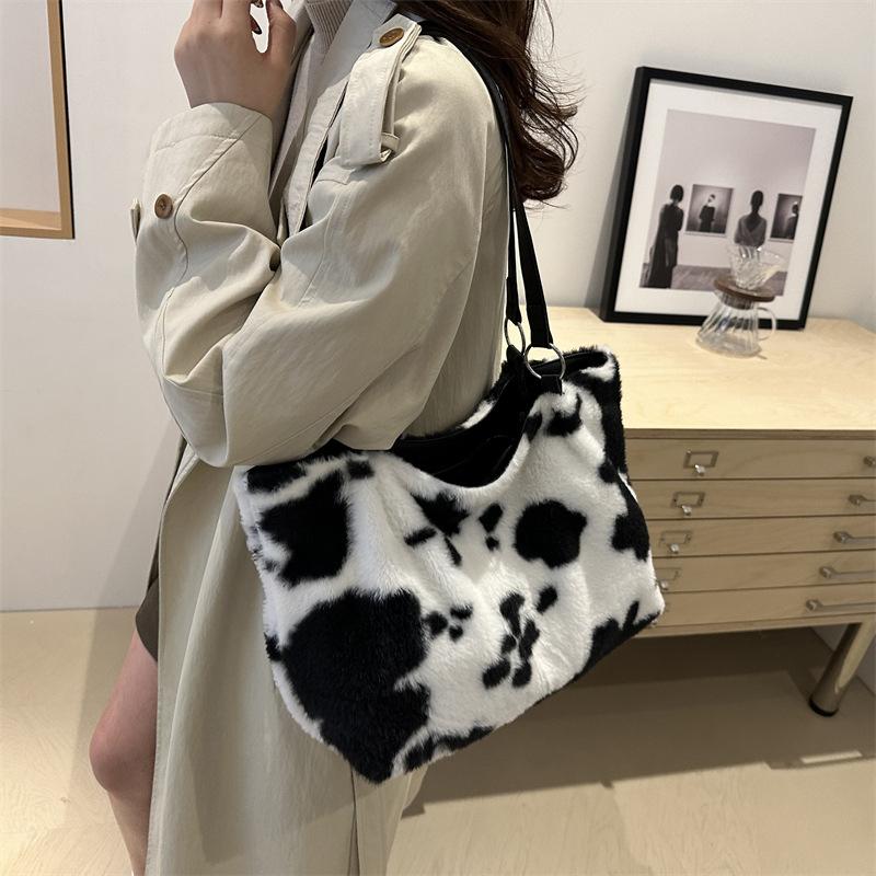 Yogodlns Large Capacity Shopper Bags For Women Winter Travel Tote Bag Cow Printing Plush Shoulder Bag Ladies Designer Handbag