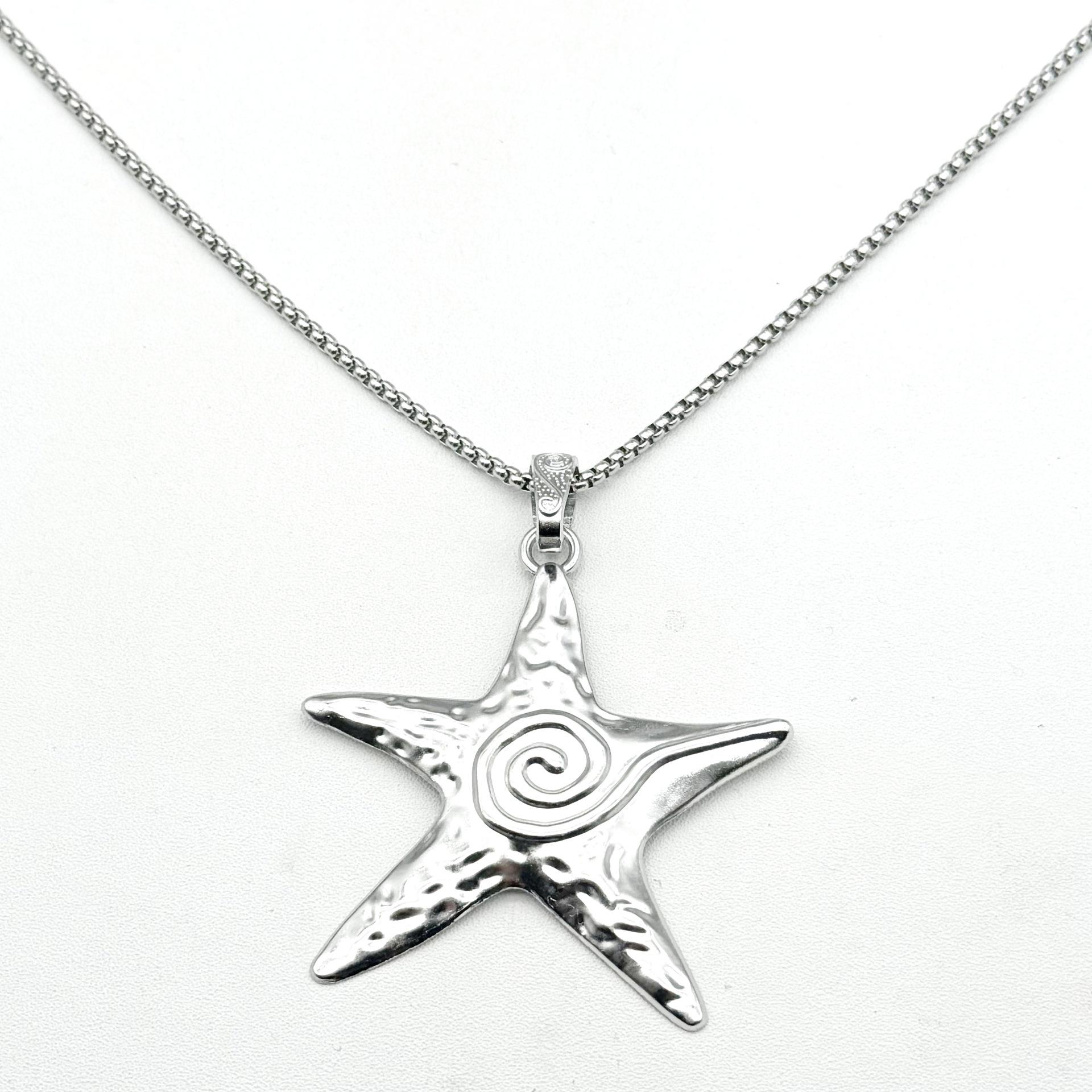American Retro Starfish Pendant Necklace - Spicy Girl Seaside Vacation Style, Sweet  Cool Long Necklace with Exaggerated Sweater Chain.