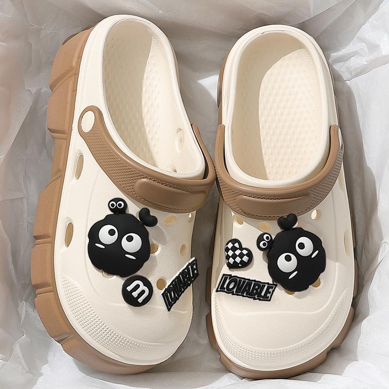 Cute hole shoes women's summer wear cartoon non-slip bag head platform EVA beach going out DIY slippers