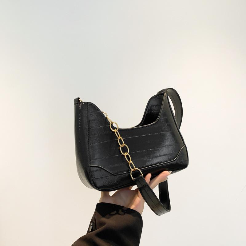 

Новая красивая сумка-полумесяц, персонализированная простая цепочка, сумка на плечо/подмышку, летняя мода 2025, сумка-мессенджер, маленькая сумка чёрный