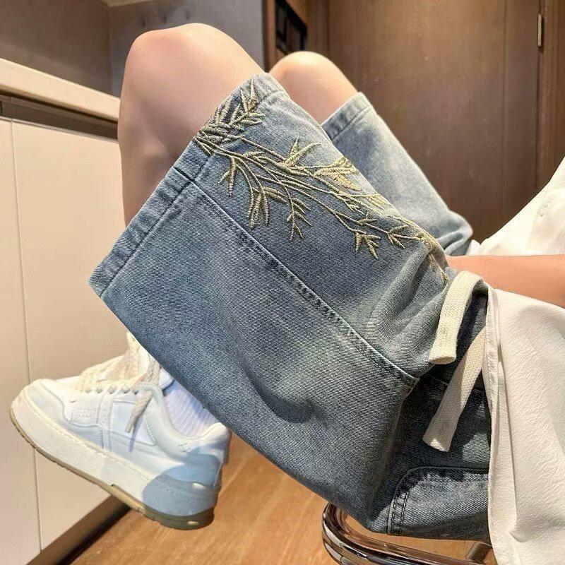 Men's Summer Chinese Style Embroidered Denim Shorts - Lightweight, Loose, Versatile, Mid-Length.