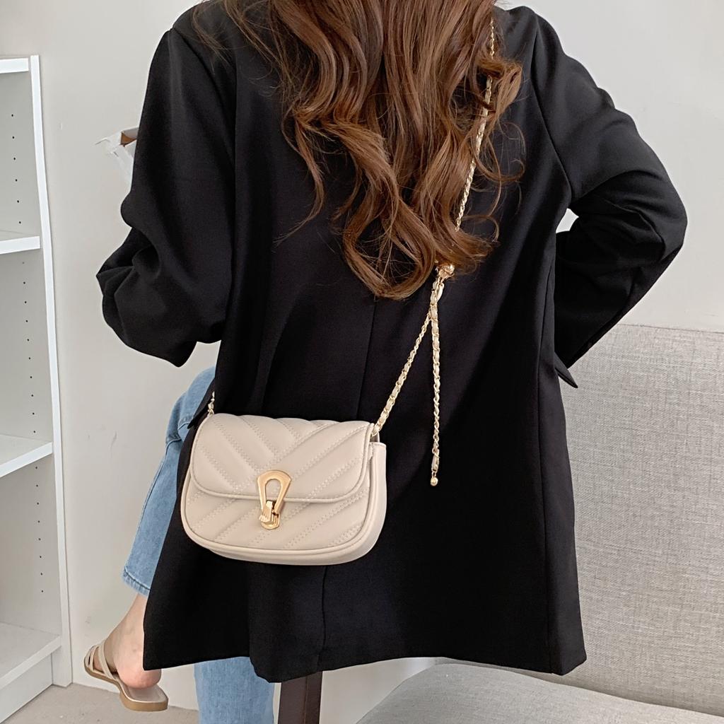 New Women's Bag Fashion Quilted Small Gold Ball Chain Bag Ins Versatile Small Square Bag Solid Color Single Shoulder Crossbody Bag