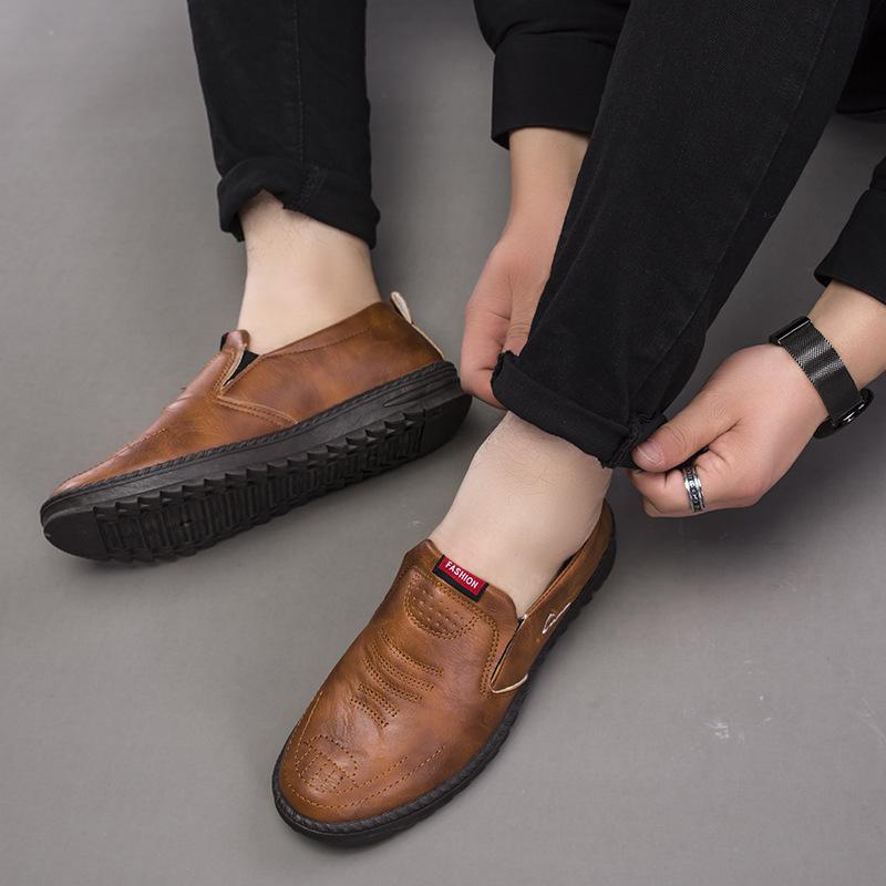 Men's Leather Shoes Spring and Summer New Soft Sole One-foot Kick Shoes Breathable Men's Shoes Comfortable Casual Shoes