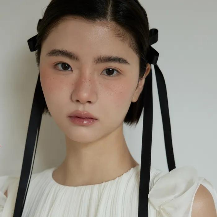 Po Romance Ribbon Head Band