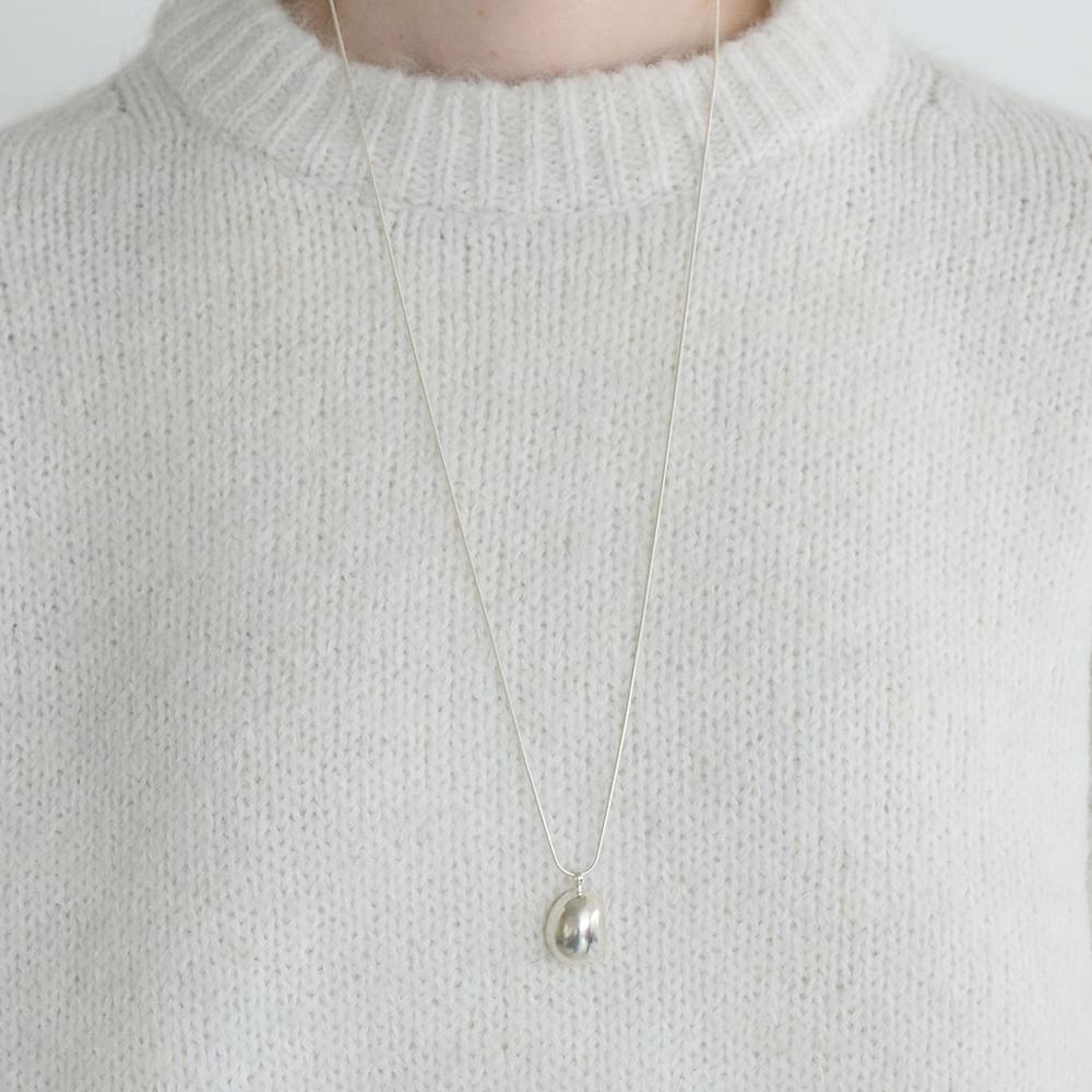 Still Instant Round Hole & Forms - Necklace 01 (2Colors)