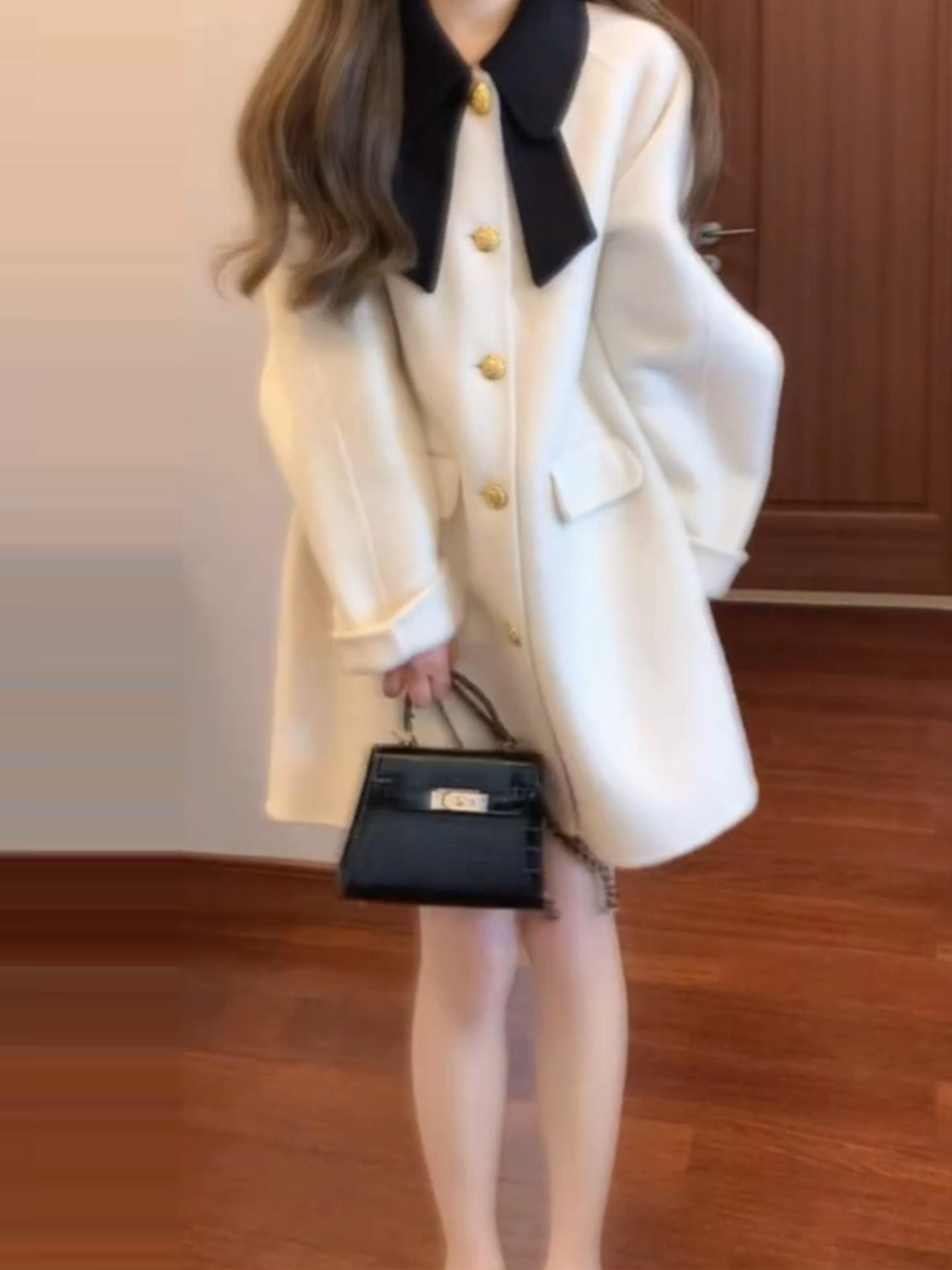 Elegant Women s Petite Wool Coat - Early Winter 2025 Collection Medium