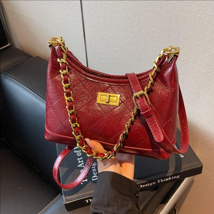 Vintage Underarm Bag For Women With Soft Pu Fabric And Zipper Closure For Casual Outings