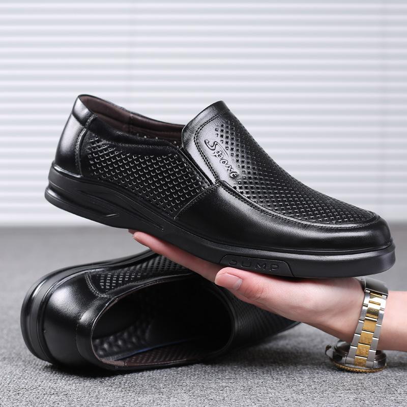 Leather Shoes Men's 2025 Summer Breathable Hollow Sandals Men's Leather Middle-aged and Elderly Casual Shoes Soft-soled Non-slip Dad Shoes