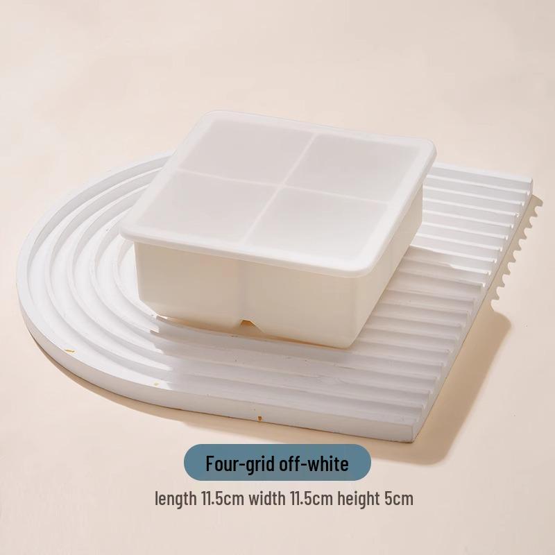 

Large Square Ice Cube Mold, Food-Grade Silicone Tray with Lid for Home Use
