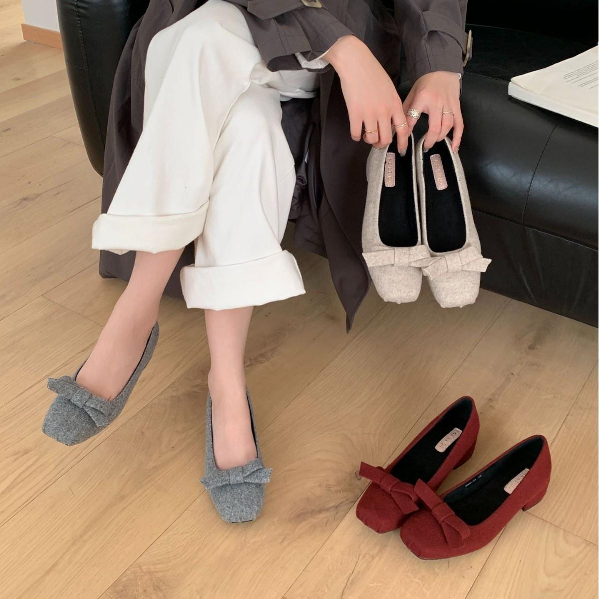 

French low-heeled square head single shoes women s shoes 2025 spring and autumn versatile red bow evening shoes 39 красный