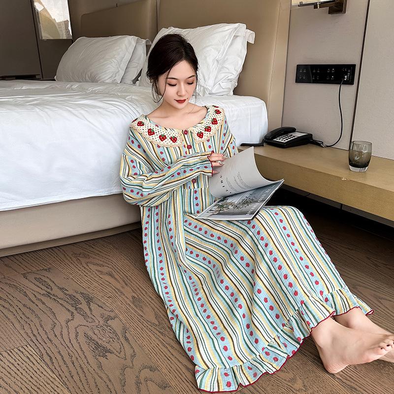 Autumn Pure Cotton Plus Size Nightgown - Women's Oversized Print Homewear & Outerwear