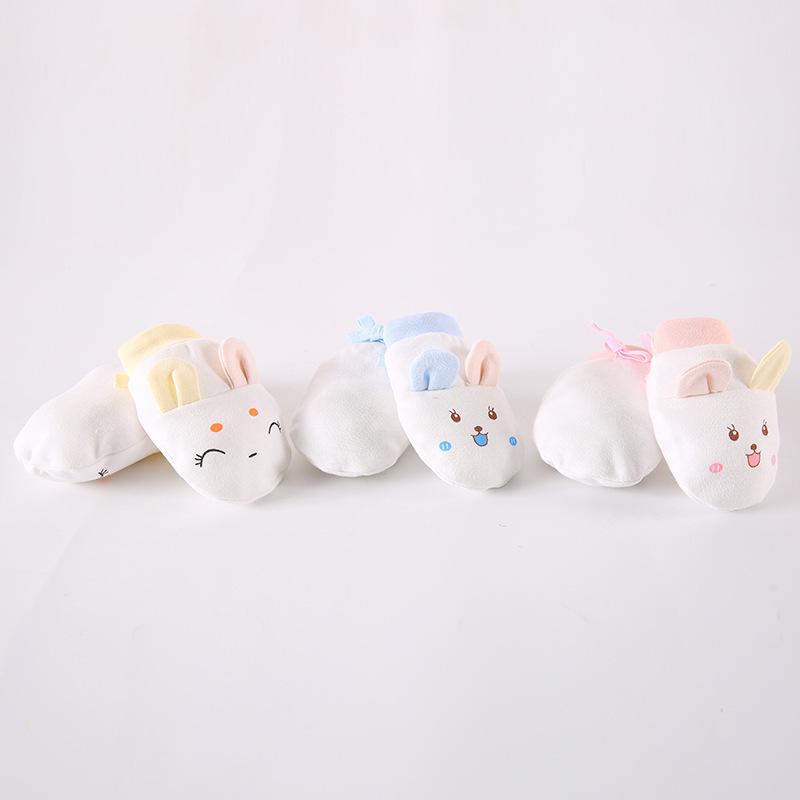 Breathable Cotton Anti-Scratch Mittens for Newborns (0-6 Months) - Spring/Summer Edition