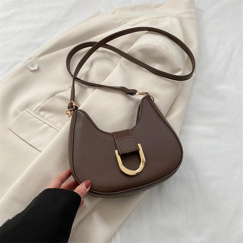 

Versatile Pu Leather Medium Size Crossbody Purse Unique Crescent Design For Daily Use коричневий