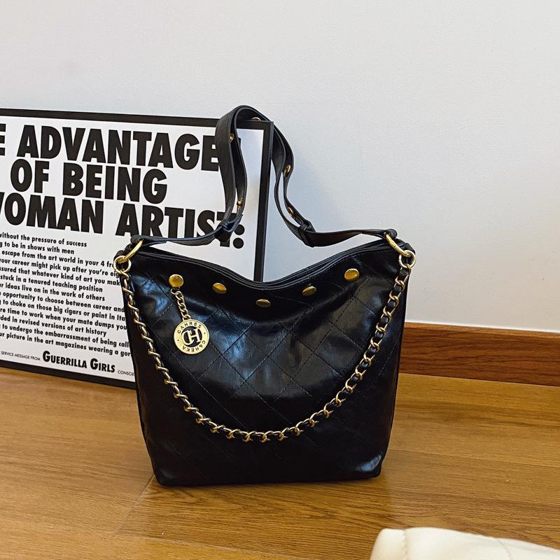 Fashion Versatile Rhombus Chain Handbag Women's 2025 Summer New Crossbody Bucket Bag