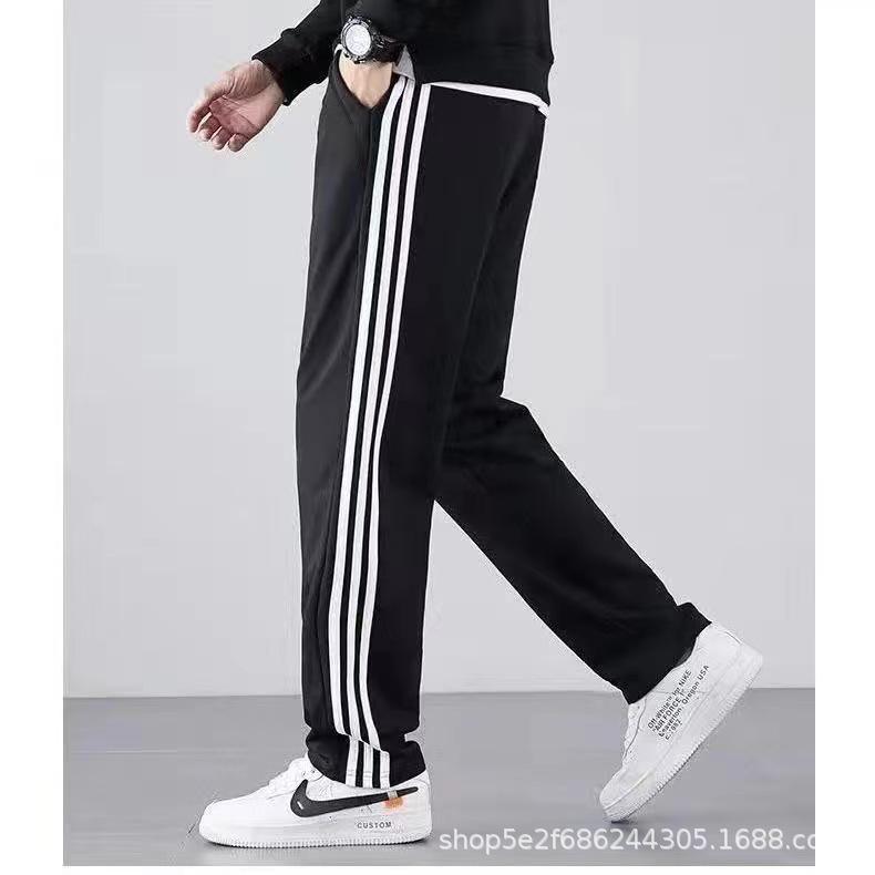 Lässiger Herrenanzug im College-Stil für Frühling und Herbst, bestehend aus Pullover, Strickjacke und Hose mit Drei-Stab-Detail