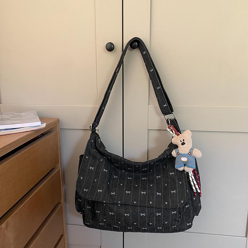 Spring and Summer Denim Bag Women's New Trendy Fashion Casual Tote Bag Large Capacity Shoulder Armpit Bag