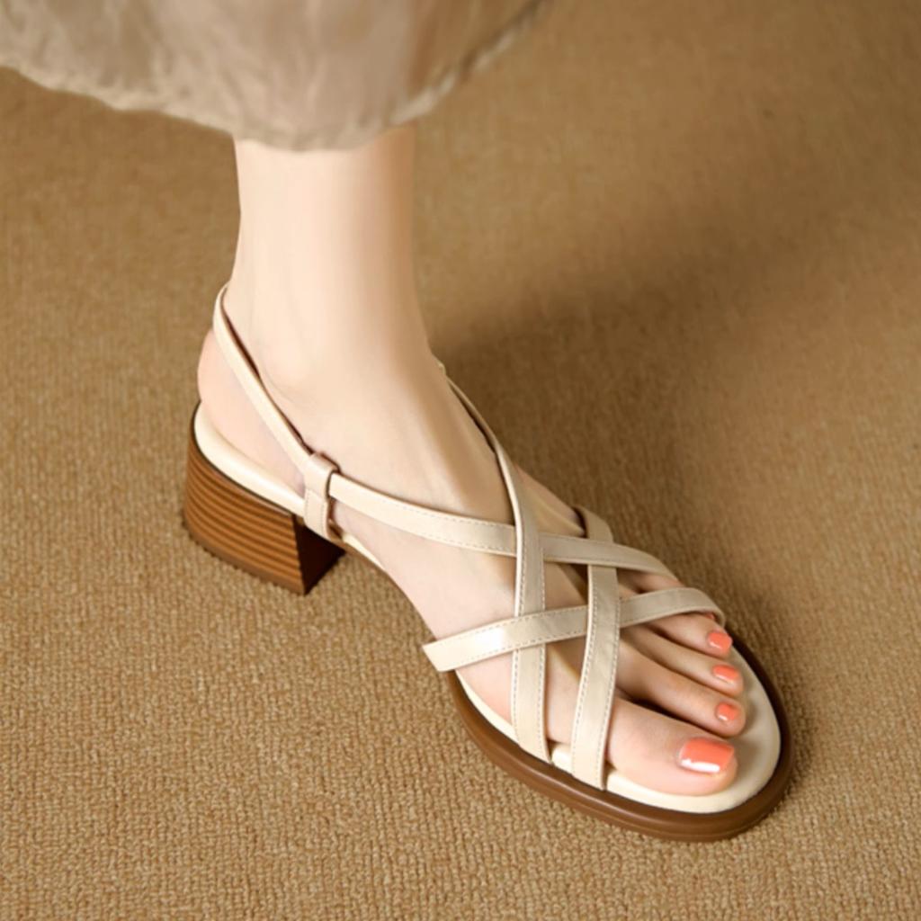 French retro thick-heeled sandals for women's summer new thin strips with soft soles, Roman shoes, and middle-heeled sandals.