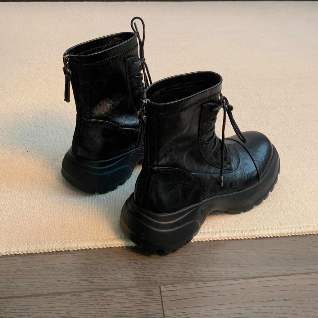 Super Soft Leather Platform British Martin Boots Women's 2025 New Rear Zipper Lace-up Short Boots Women's Spring and Autumn