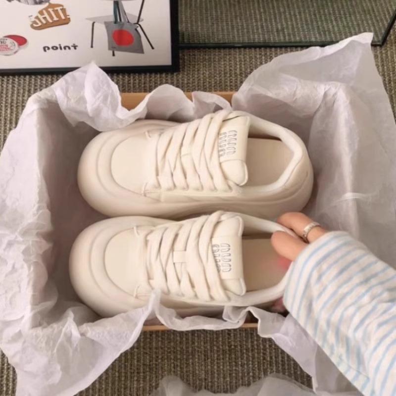 Round head super thick-soled student muffin women's early spring new heightening bread shoes casual versatile board shoes