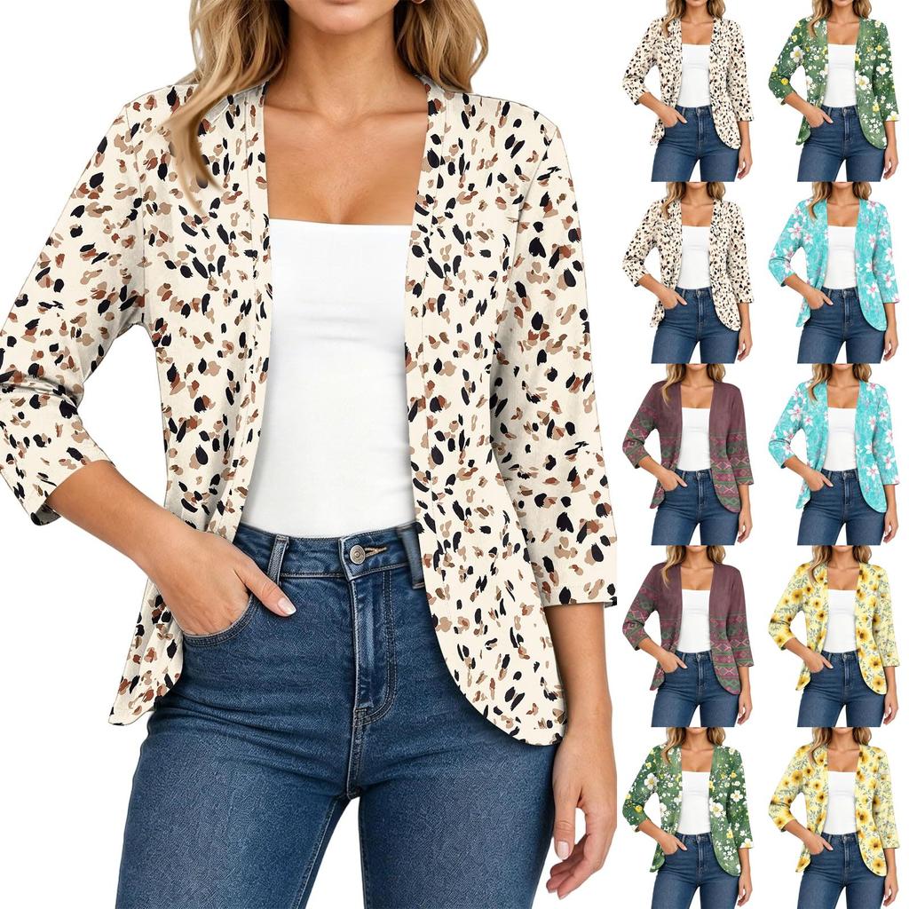 Women's Lightweight Loose Fit Vintage Floral Print Three-Quarter Sleeve Cardigan for Casual Daily Wear