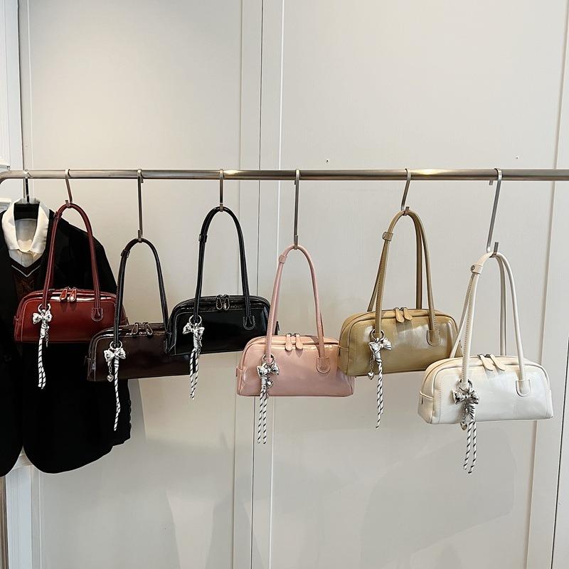 New niche portable fashion bag women's high-end sense spring and summer versatile single shoulder underarm pillow bag