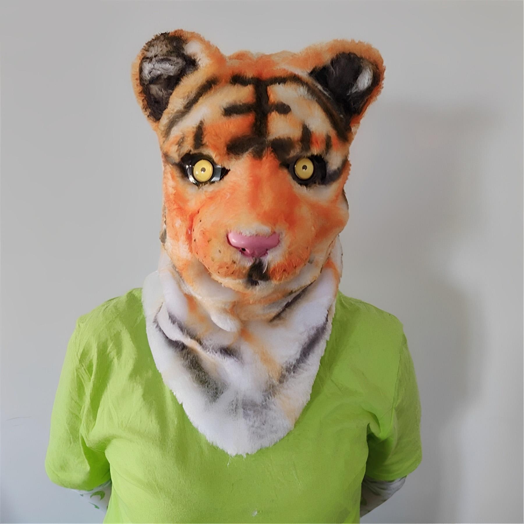 Бархатная маска тигра с длинным, подвижным ртом. Adult size