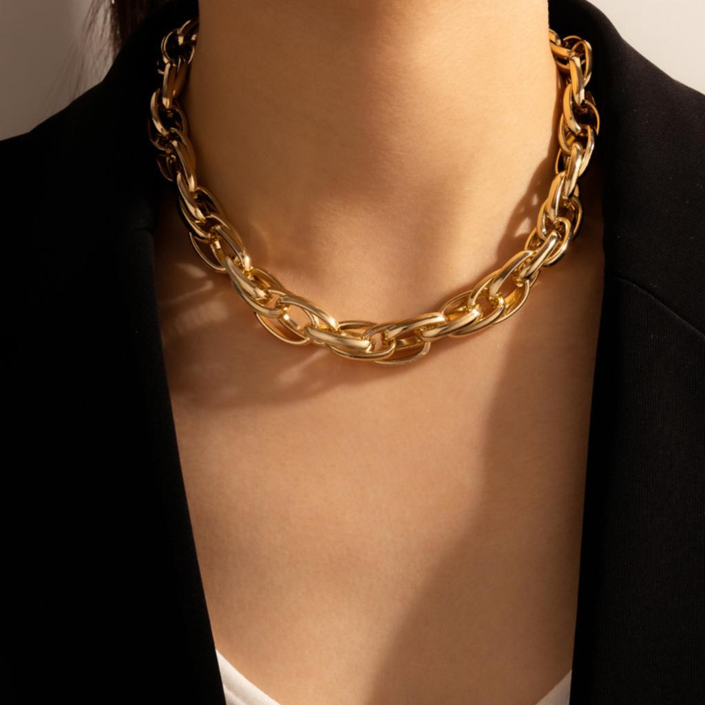 Alloy Heavy Chain Single-Layer Necklace Geometric Statement Necklace