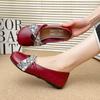 Retro Shallow Mouth Single Shoes Women's Shoes Spring and Autumn 2025 New Round Head Bow Soft Sole Commuting Versatile Single Shoes