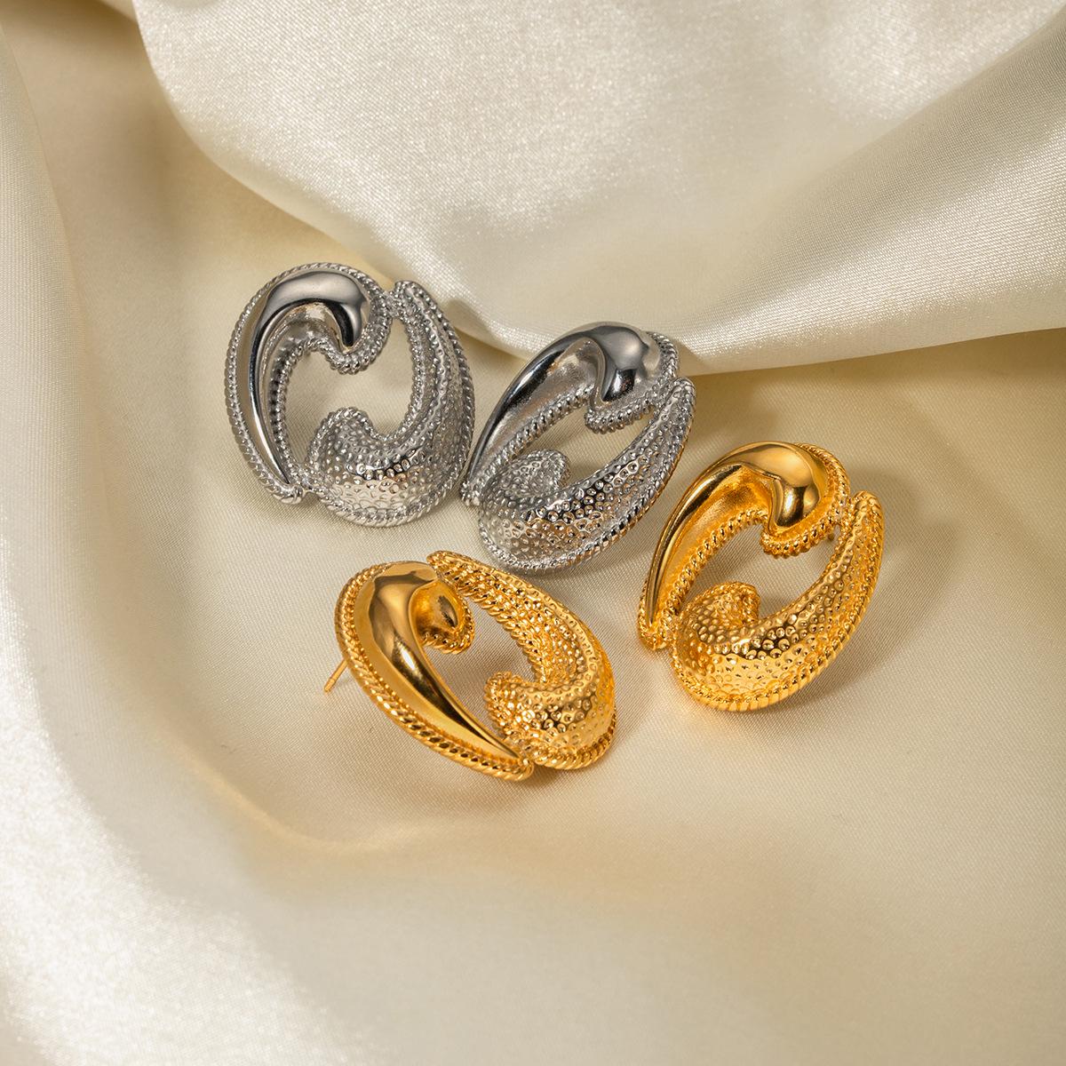 

JD Designer 18k Gold Stainless Steel Teardrop Twin Earrings