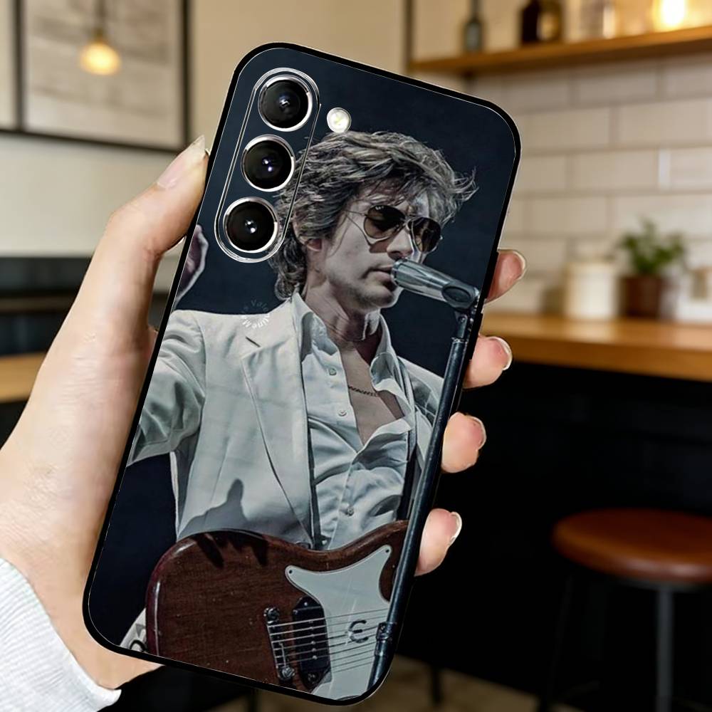 Arctic Monkeys Чехол для телефона для Samsung S25,24,23,22,30,21,10,9,Ultra,Plus,Lite,FE, Черный Мягкий Чехол Samsung S20fe