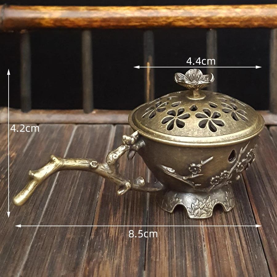 1 Stück Tragbarer Handlicher Legierungs-Pflaumenblüten- & Lotus-Räuchergefäß, Glückverheißende Wolke Duftchip-Brenner (Ohne Weihrauch)