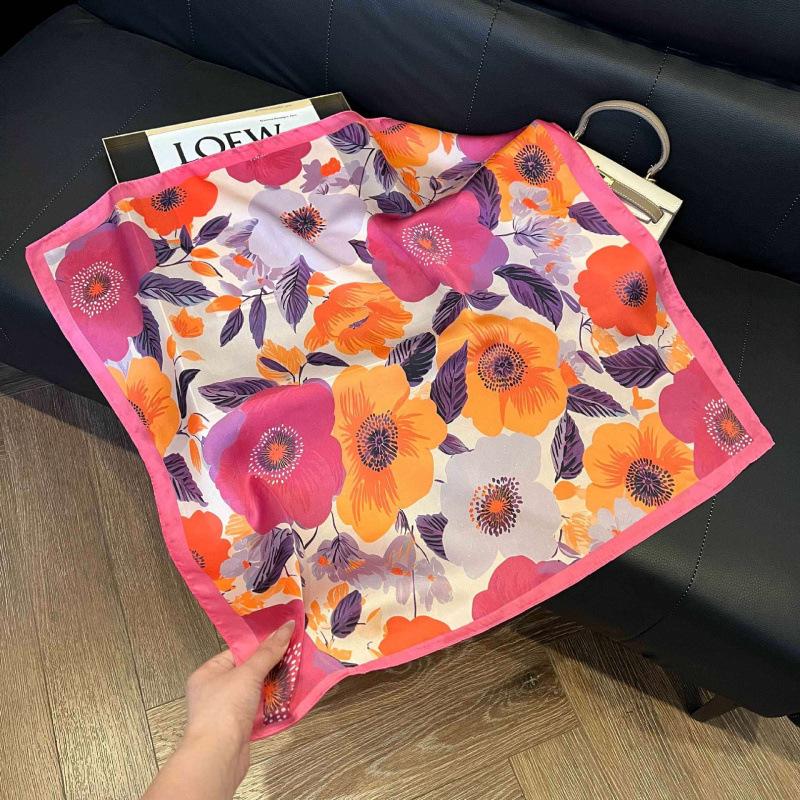 New 71 * 71cm Korean version small square scarf women's silk scarf spring and summer thin sunscreen scarf neck protection tied bag headband scarf