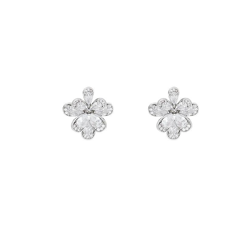 High-end Korean super fairy zircon flower stud earrings female Korean niche high-end earrings versatile electroplating temperament earrings