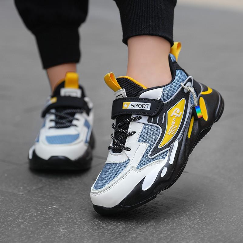 Neue atmungsaktive Jungen-Laufschuhe für den grenzüberschreitenden Gebrauch, leicht, rutschfest, lässig - Koreanischer Stil Mode