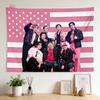 SKZ Tour Rosa Amerikanische Flagge Wandteppich Kpop Merch für Stay Flacher Druck Raumdekoration Gruppenfoto