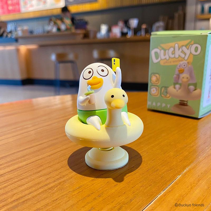 Handmade Office Desk Ornaments, Little Liu Duck Rattle, Car-mounted Ornaments, Electric Vehicle Consultation Vehicle Decoration