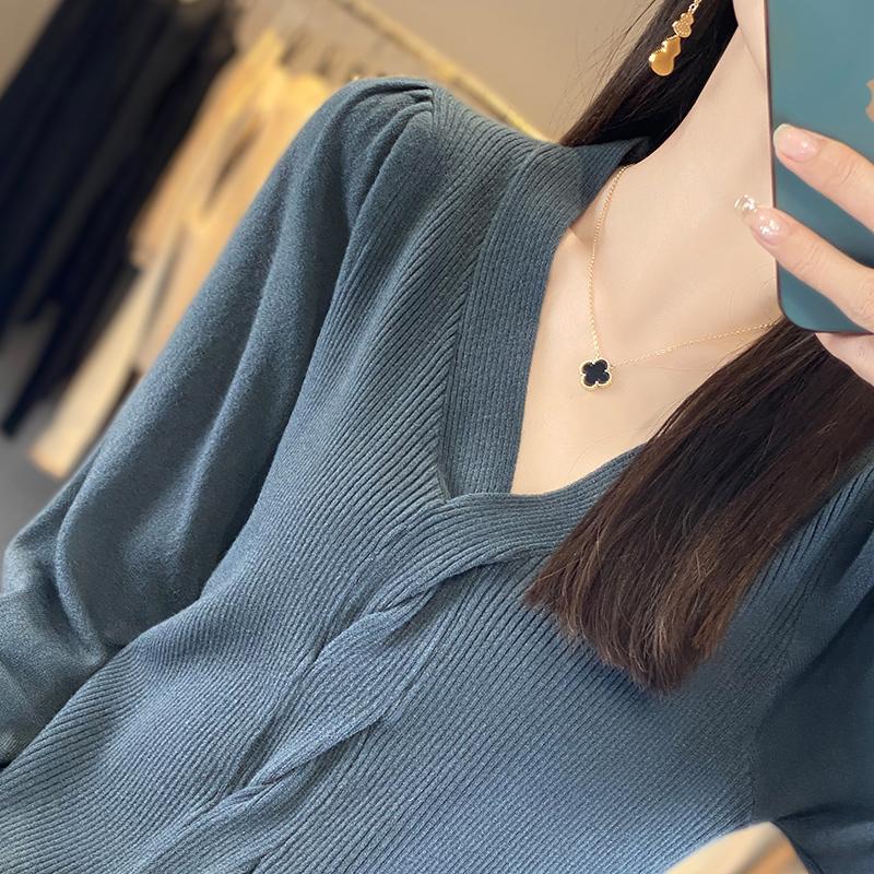 

Всесезонный женский свитер из 50% шерсти и 50% шелка | Легкий теплый свитер из смеси | Роскошный трикотаж из кашемира и шелка M темно-серого