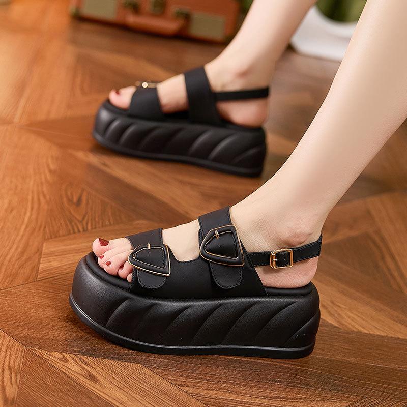 Platform sandals women's 2025 summer new small height increase muffin shoes casual fashion wear versatile cool slippers
