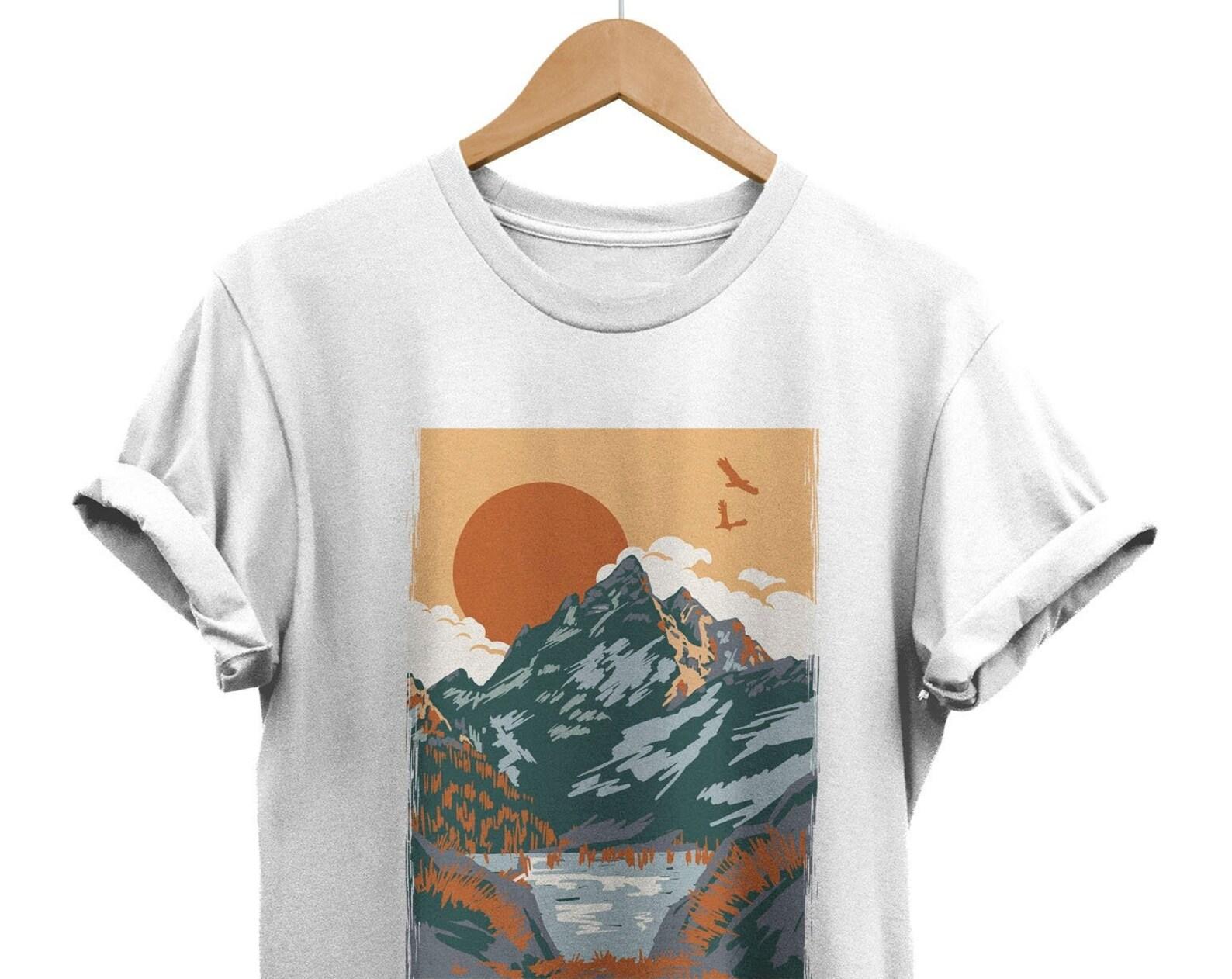 Vintage Landscape T-shirt: Retro Sunset, Boho Mountain Tee M