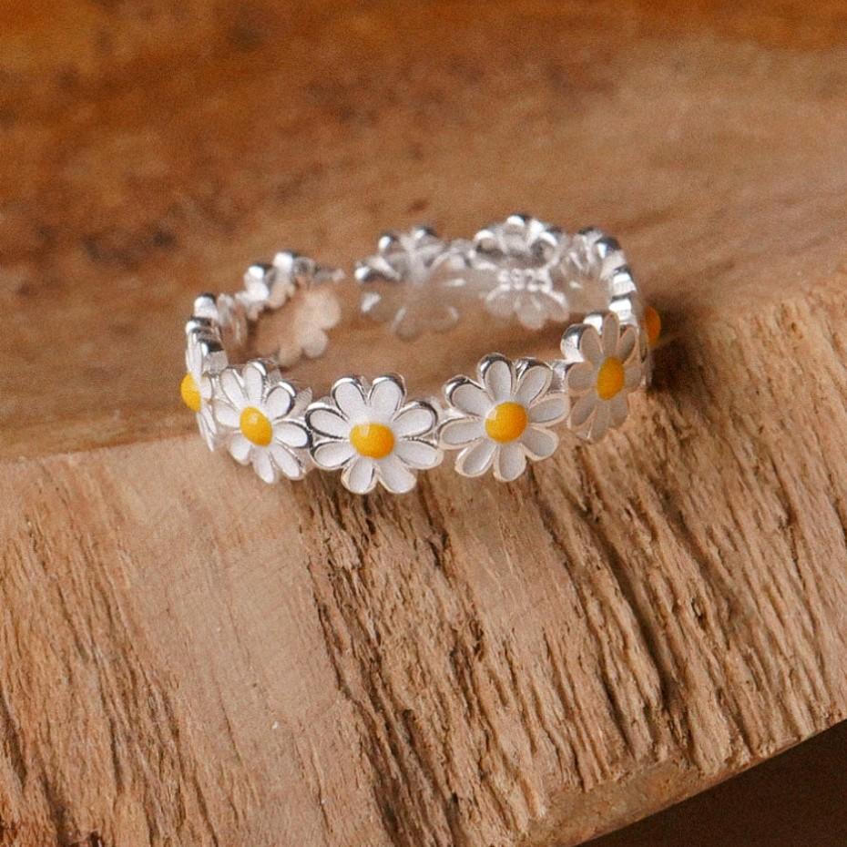 Little Daisy Ring For Women Cute Flower Adjustable Open Ring Creative Accessories Handmade Designer Zircon Lovely Girl Gift