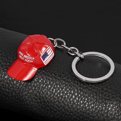 Chaveiro com pingente de chapéu vermelho Trump Chapéu com bandeira americana Faça a América grande novamente Chaveiro de metal para homens Boné de malha Chaveiro de carro Jóias