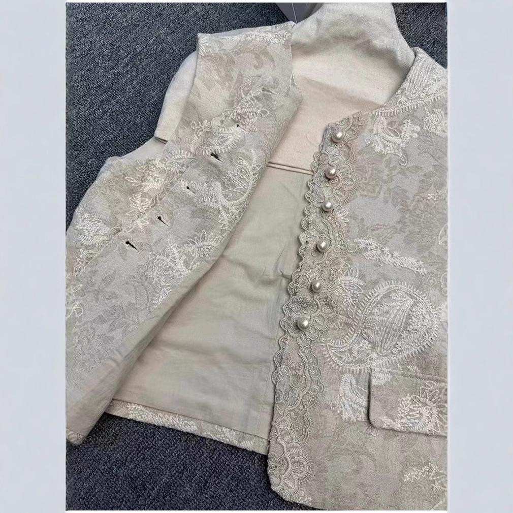 Jaro 2025 Špičková krajková vesta bez rukávů v čínském stylu