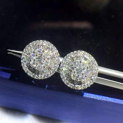 Huitan Simple Round Shaped Stud Earrings for Women Micro Paved CZ Stone Gorgeous Bride Wedding Earrings Silver Color Jewelry New