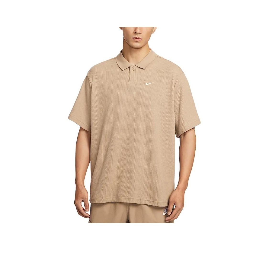 

Nike Men s Loose-Fit Stylish Versatile Breathable Short-Sleeve T-Shirt in Khaki L
