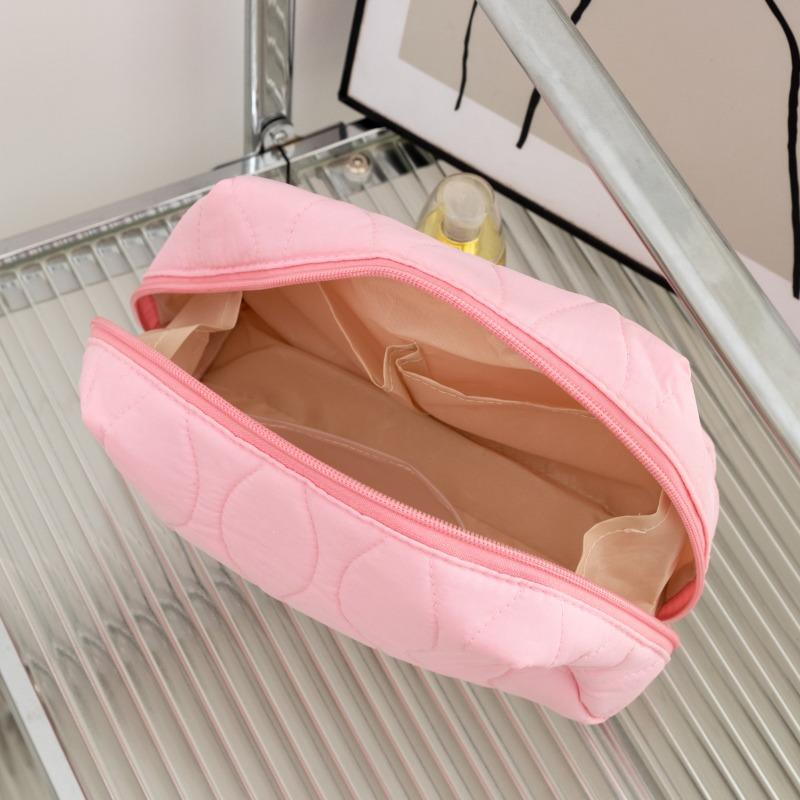 Girl Waterproof Makeup Bag Travel Cosmetic Pouch with Zipper Quilted Toiletry Organizer for Women Portable Makeup Brushes Case