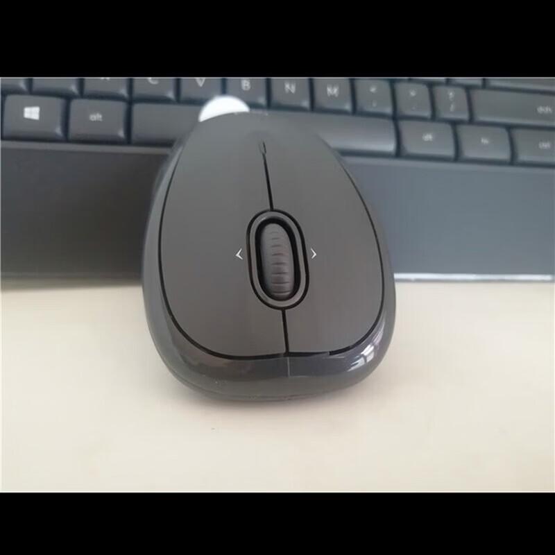 Logitech MK545 Wireless Keyboard and Mouse Combo